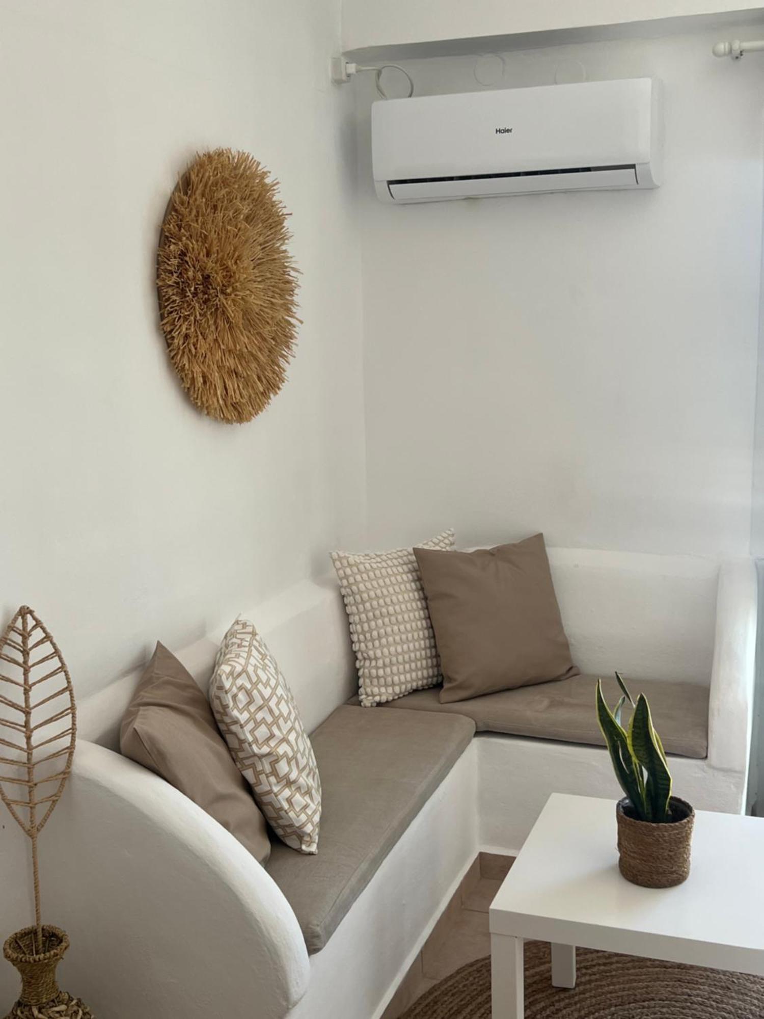 White Island Rooms Panteli Exterior foto