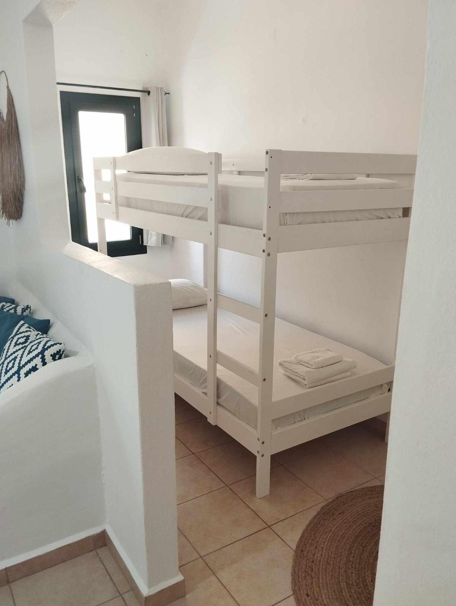 White Island Rooms Panteli Exterior foto